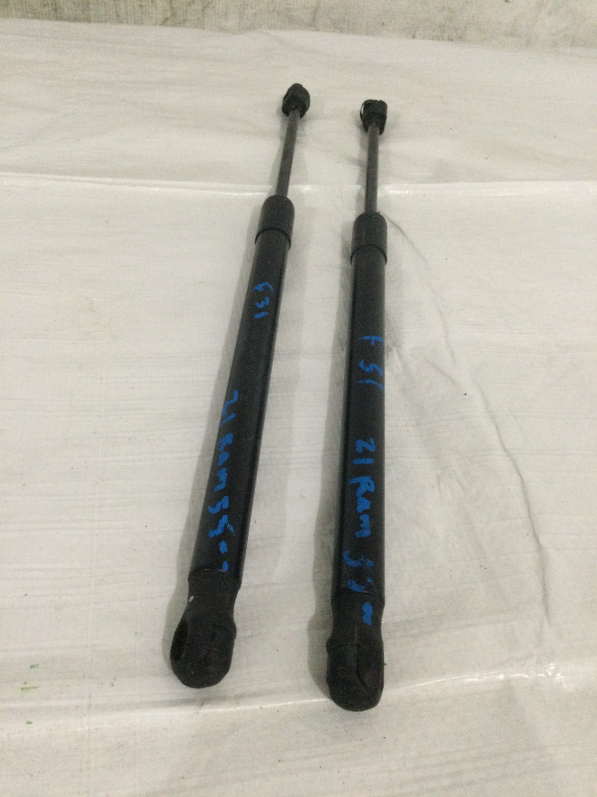 2021 Dodge Ram 3500 RH and LH Side Hood Strut Lift Support OEM 68360823AB