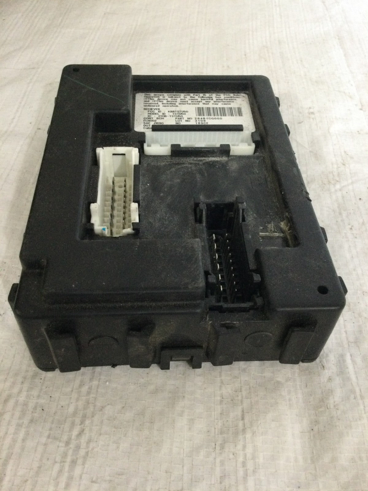 2003-2004 Infiniti FX35 3.5L Body Control Module OEM 284B1CG000