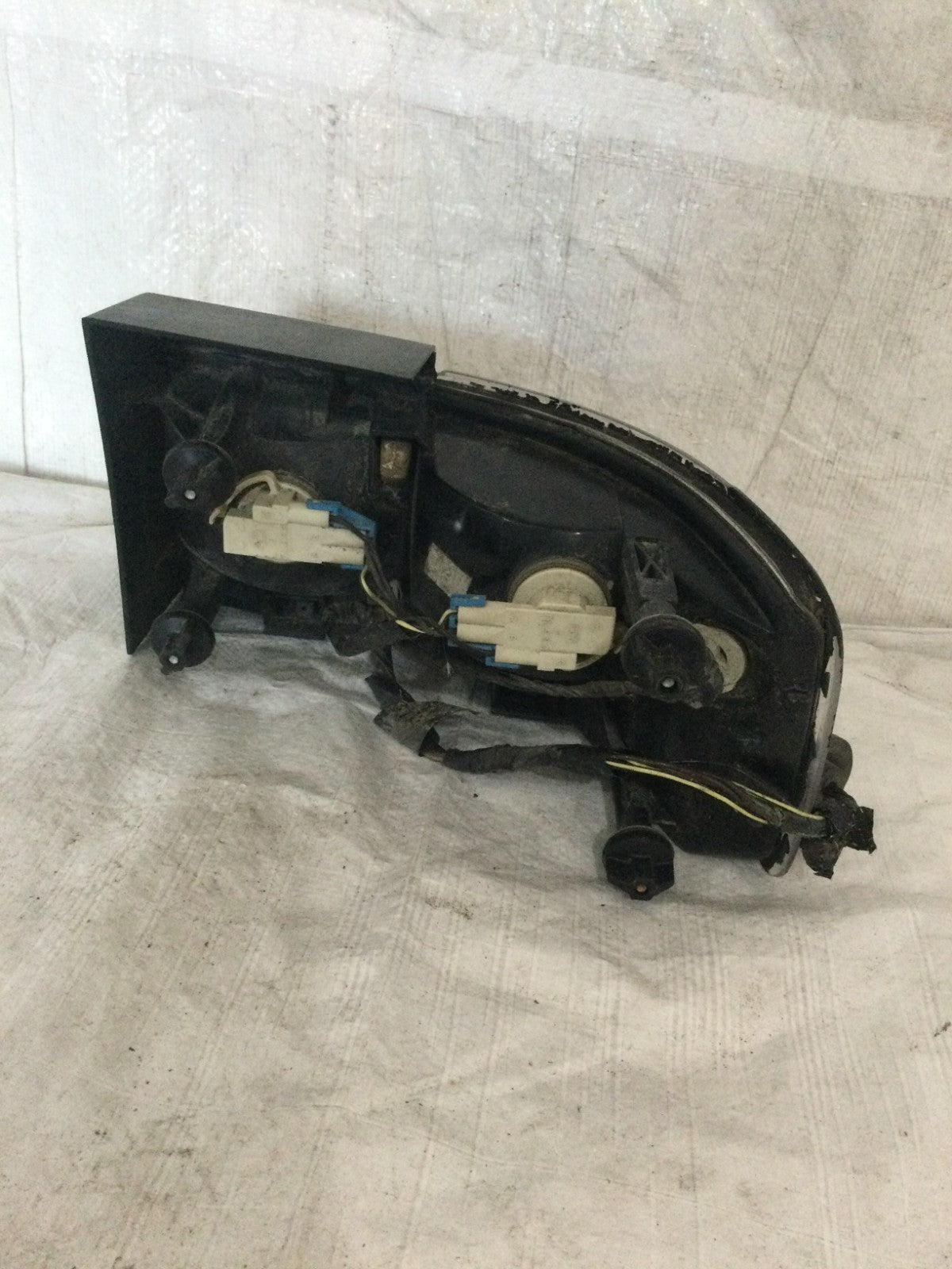 1997 Cadillac Seville Left Driver Side Outer Tail Light 16513925