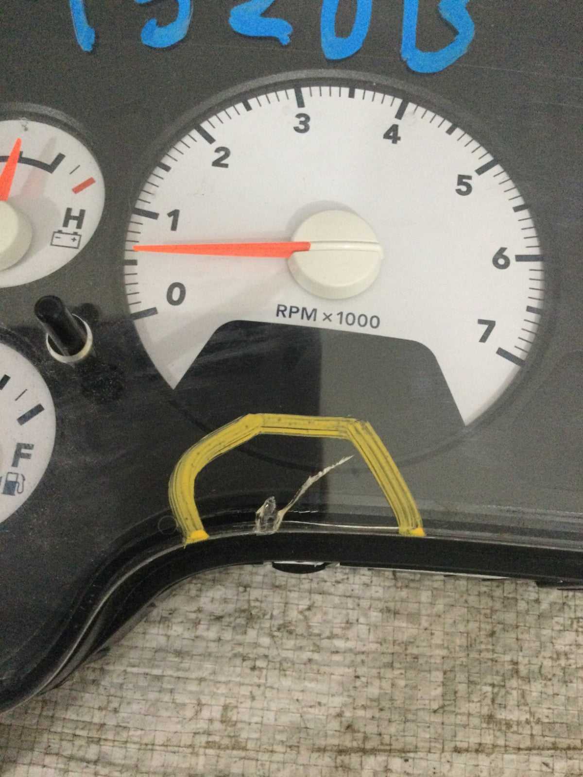 2007 Dodge Ram 1500 Speedometer Cluster KPH OEM 05172048AG MARKED DAMAGE
