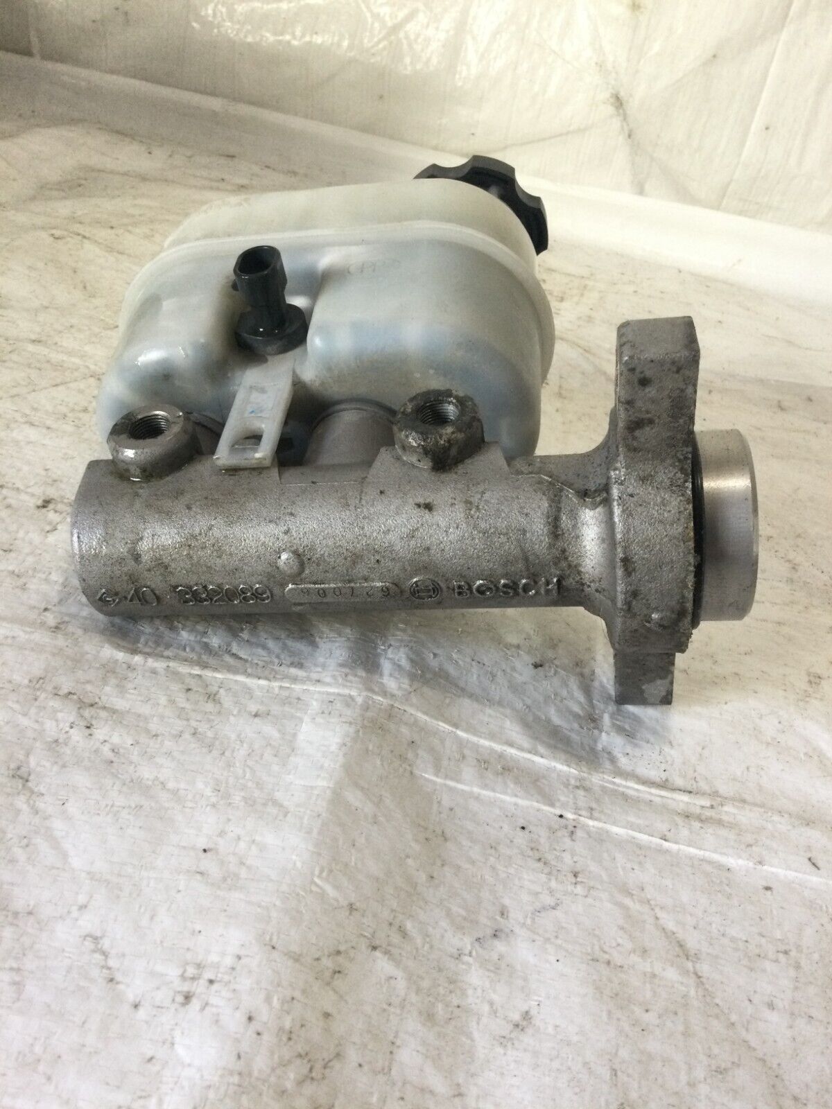 2007 Cadillac Escalade ESV Master Brake cylinder W/ Reservoir OEM