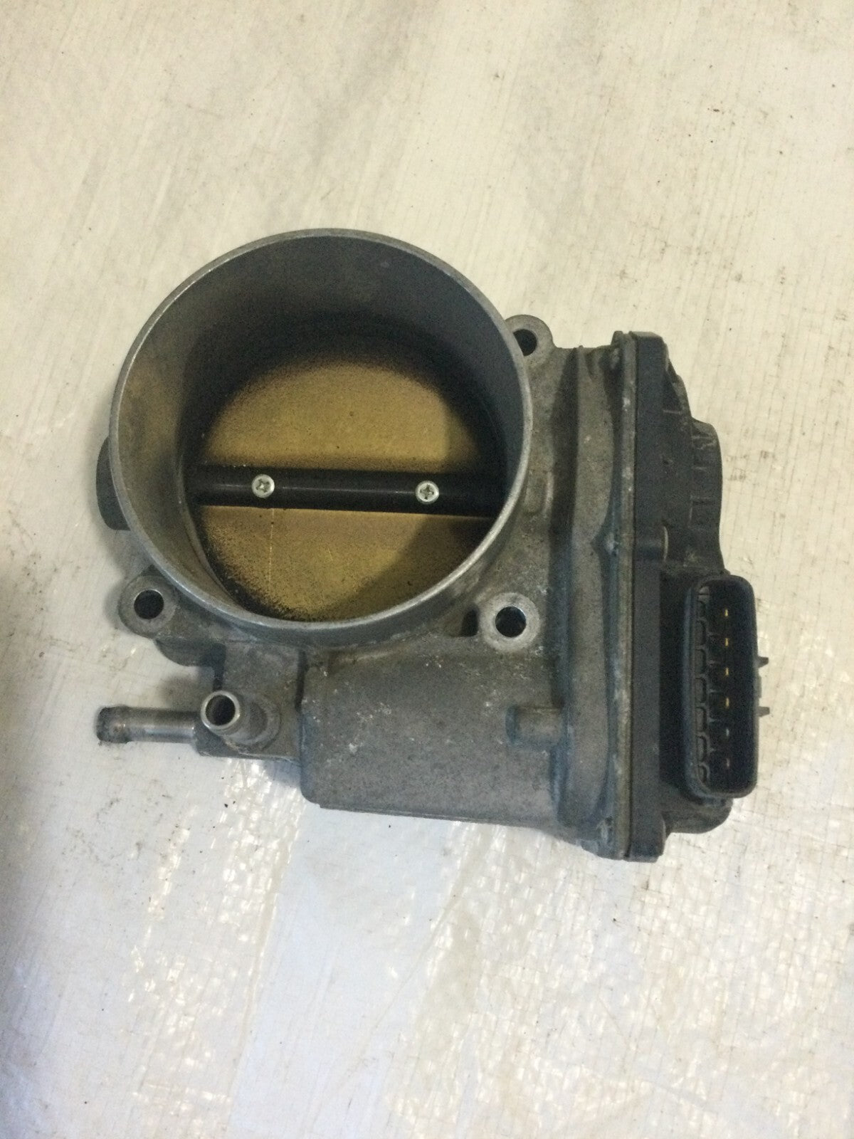 2005 Toyota 4Runner Throttle Body Valve Assembly OEM 4.7L V8