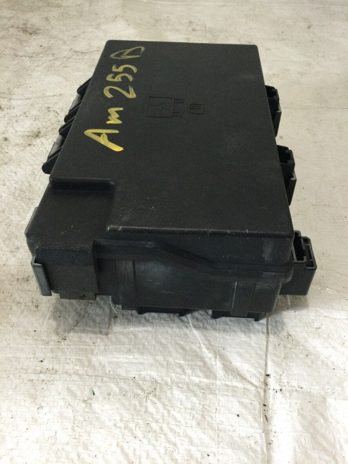 2017 Dodge Ram 1500 Fuse Relay Junction Block Power Distribution Box OEM