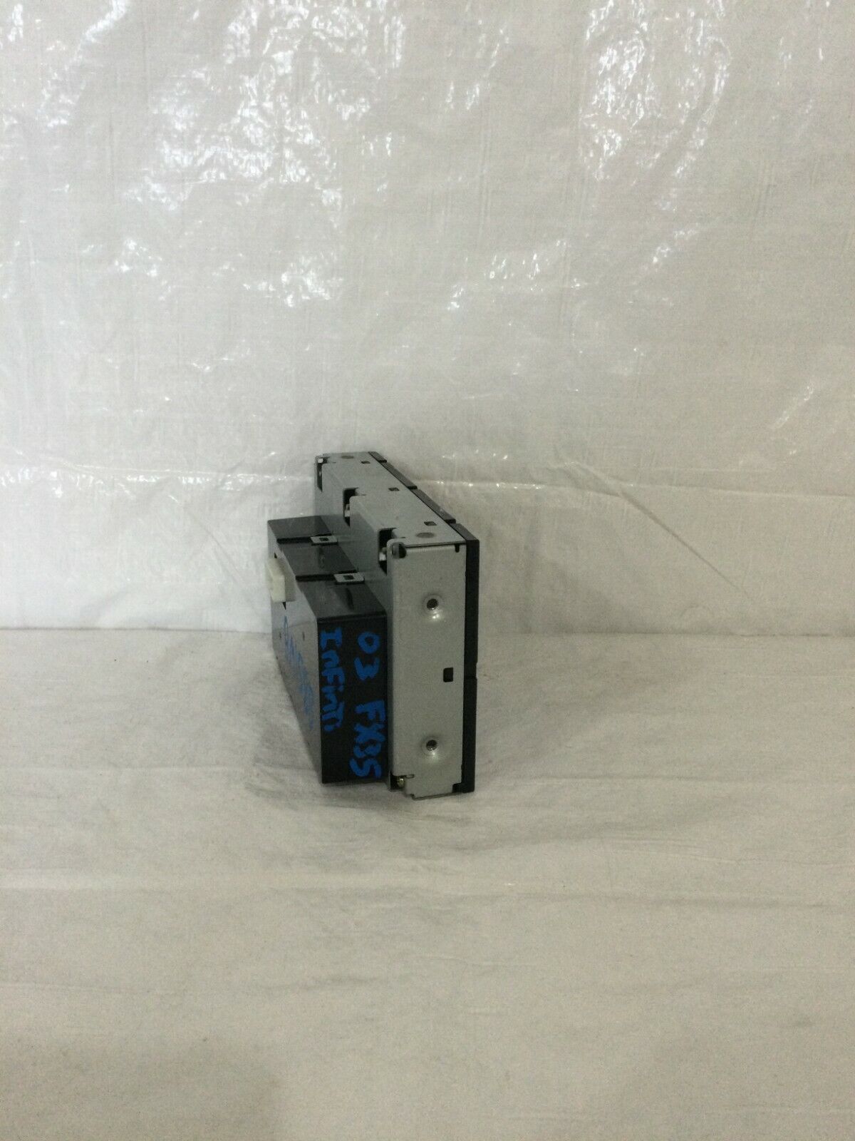 2003-2004 Infiniti FX35 Dash Information Display Screen OEM 28090CA110