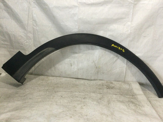 2016-2020 Kia Sorento Passenger Side Wheel Opening Molding OEM  87712-C6000
