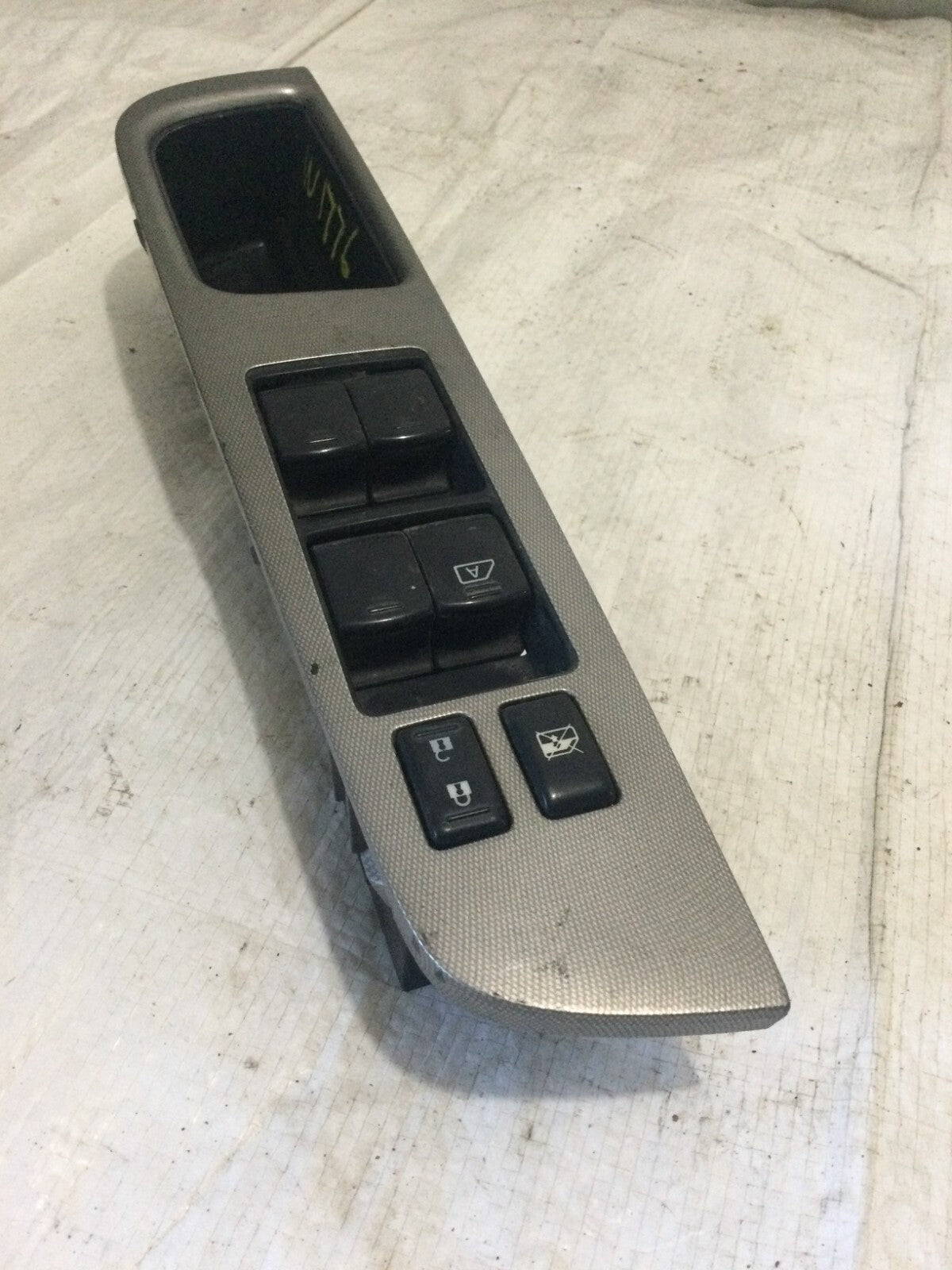2007-2010 Nissan Versa Driver Side Door Master Power Window Switch OEM