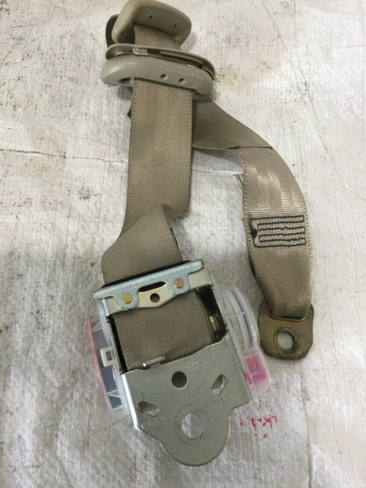 2003 Toyota Highlander Rear  Right Passenger  Side Seat Belt  OEM