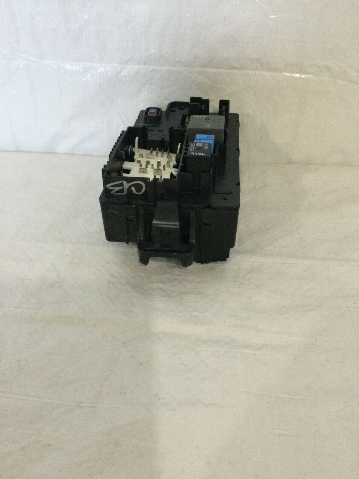 2019 GMC Sierra 1500 Cabin Fuse Relay Box Assembly 84582037 OEM 5.3L