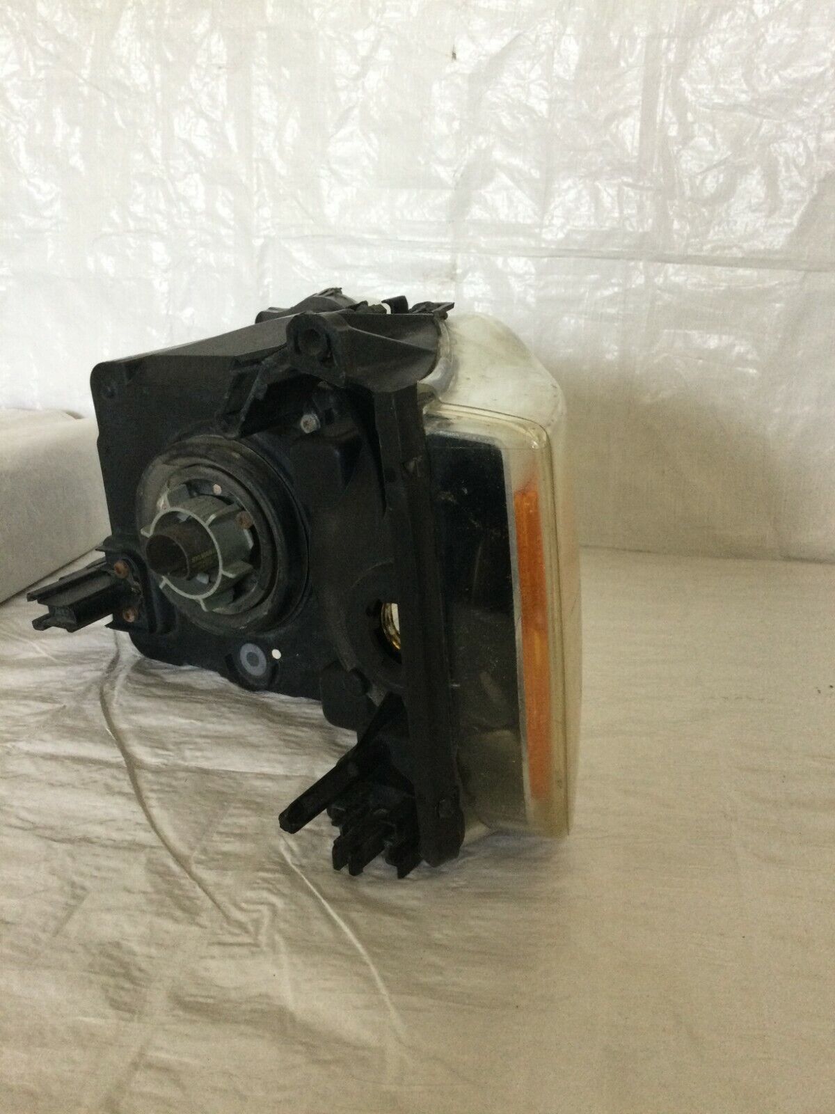 2002-2005 Dodge Ram 1500 Left Driver Side Headlight 55077121AB LH