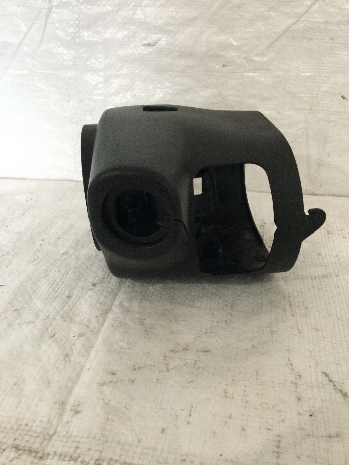 2005 Cadillac Escalade Steering Column Cover Shroud Trim 26089059 OEM