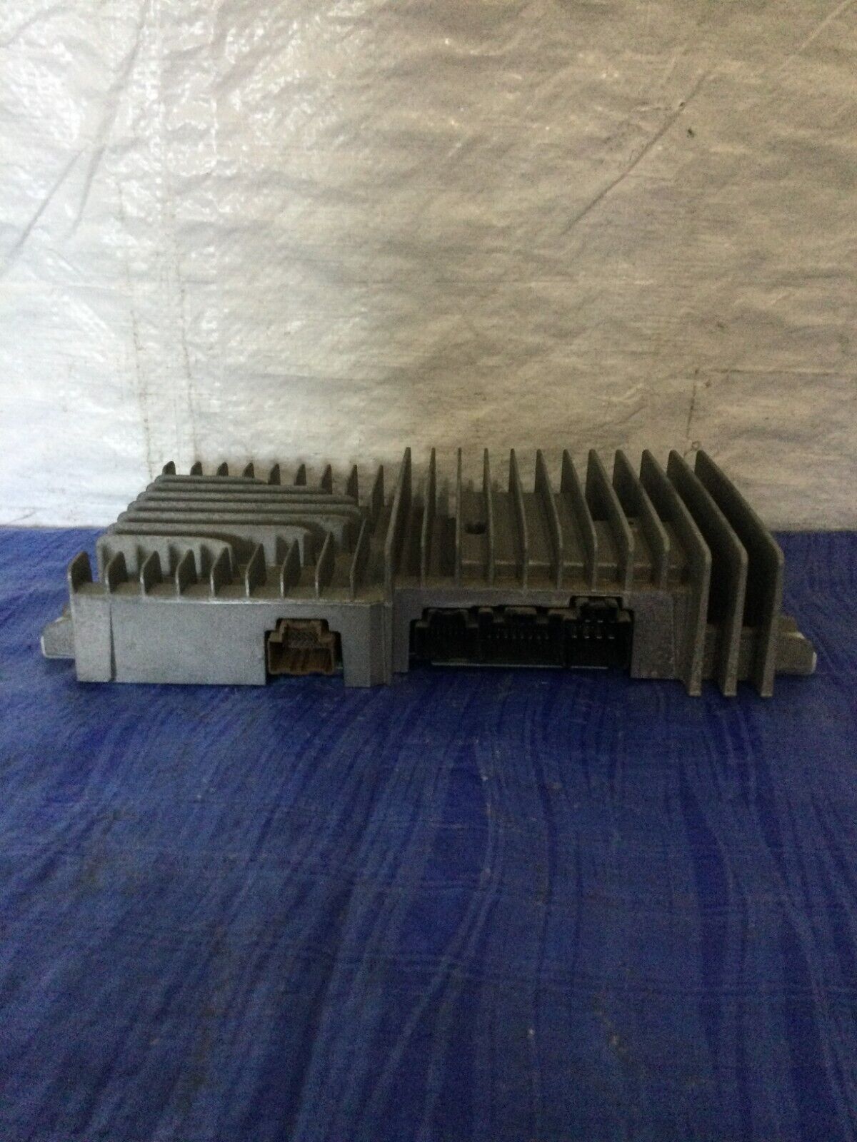 2007-2009 Cadillac Escalade ESV Bose Audio Amp Amplifier OEM 15937320