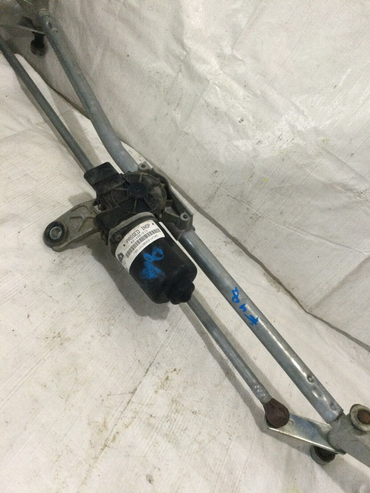 2006-2007 Dodge Ram 1500 Front Windshied Wiper Motor W/ Linkage OEM