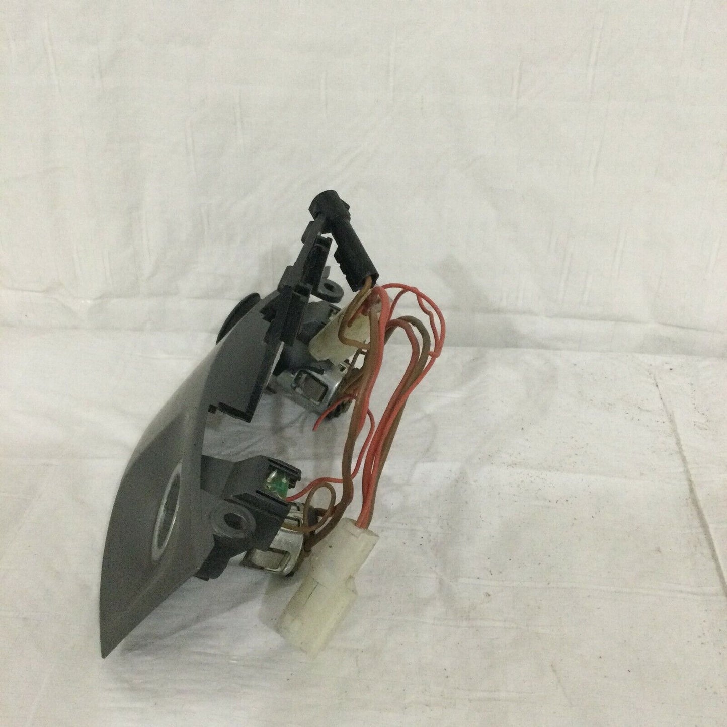2006-2008 BMW 750LI E66 Center Console Lighter Assembly OEM