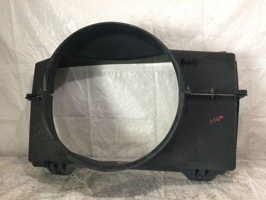 2008 GMC Sierra 2500HD Radiator Fan Shroud 15088330 OEM