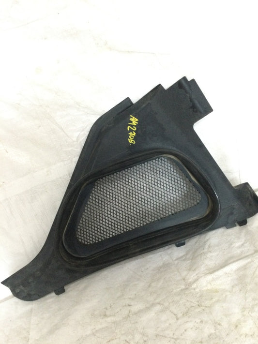 2014 Mercedes Benz GL350 3.0L Right Air Intake Cover OEM A1668300013