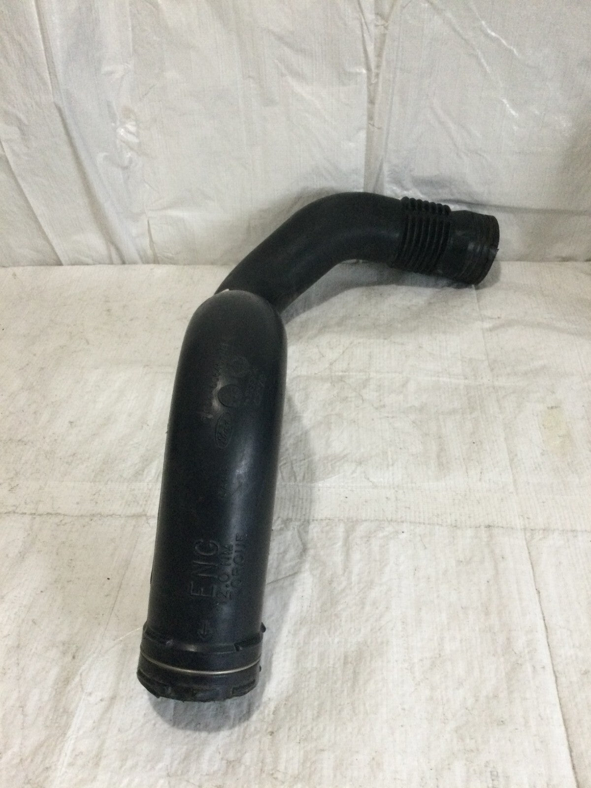 2004-2007 Ford F-350SD F350 Super Duty Air Duct Hose To Intake Manifold Tube OEM