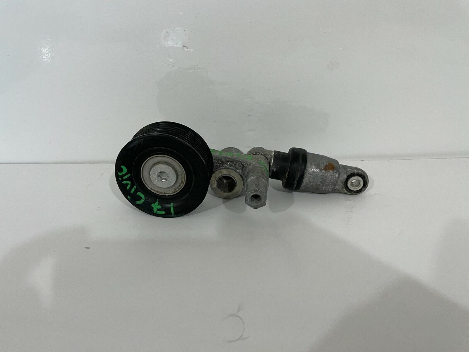 2017 Honda Civic OEM 2.0 Engine Belt Pulley Hydraulic Tensioner