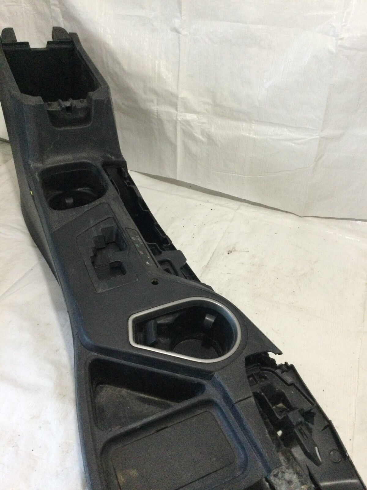 2016-2018 Toyota RAV4 Front Centre Floor Console LID W/O Sliding Armrest OEM