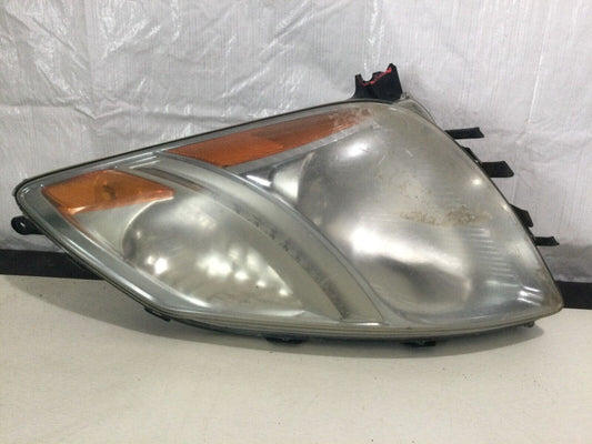 2009 Toyota Prius Headlight Left Driver Side OEM LH ( DAMAGED )