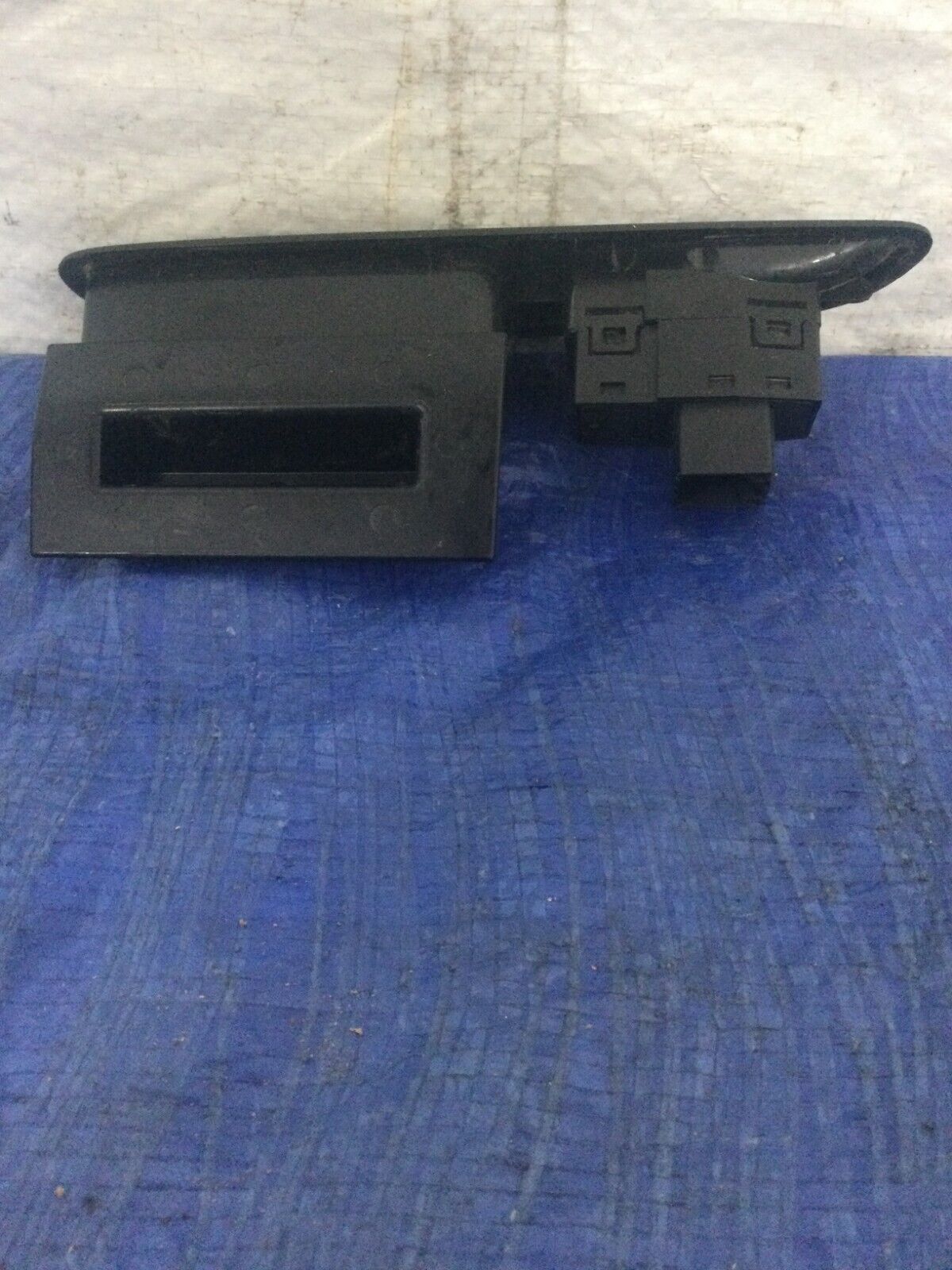 2004-2008 Volvo S60 Rear Left Driver Door Window Control Switch 30658696 OEM