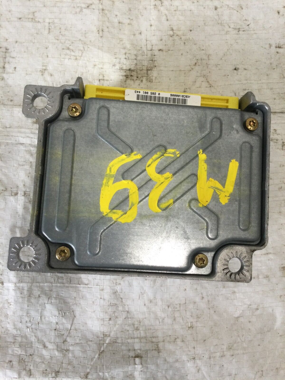 2004 Mercedes Benz S430 SRS Sensor Module OEM 028500143