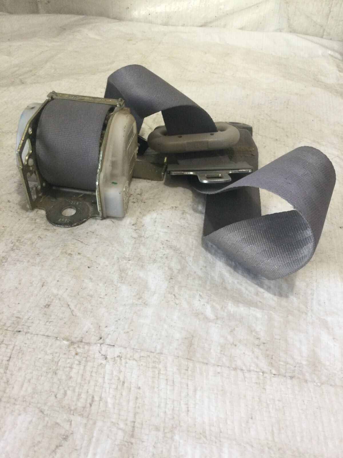 2003 Dodge Ram 2500  Rear Right Side Seat Belt  18927  OEM