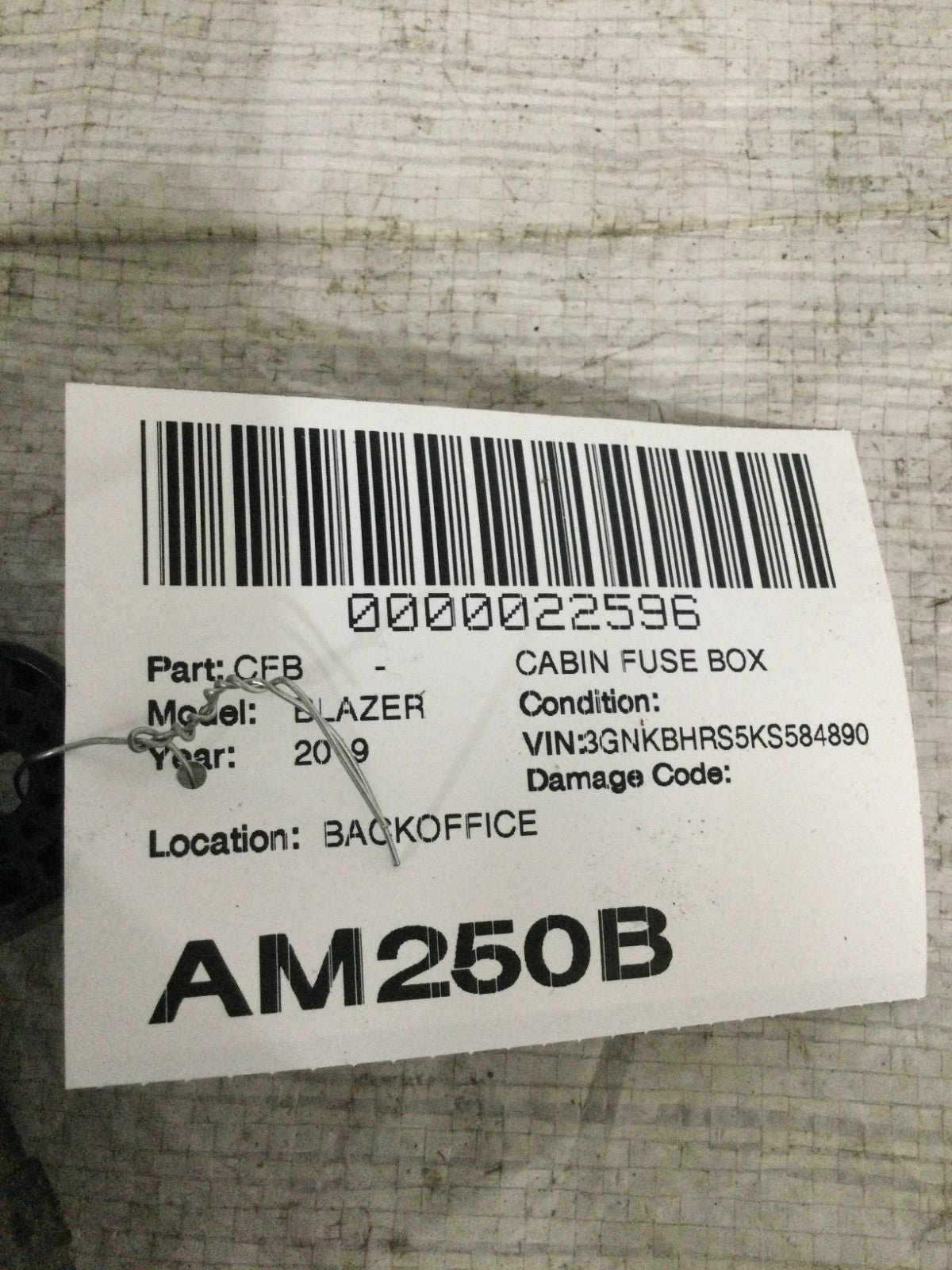 2019-2021 Chevrolet Blazer Fuse Relay Junction Box Module OEM 84412832