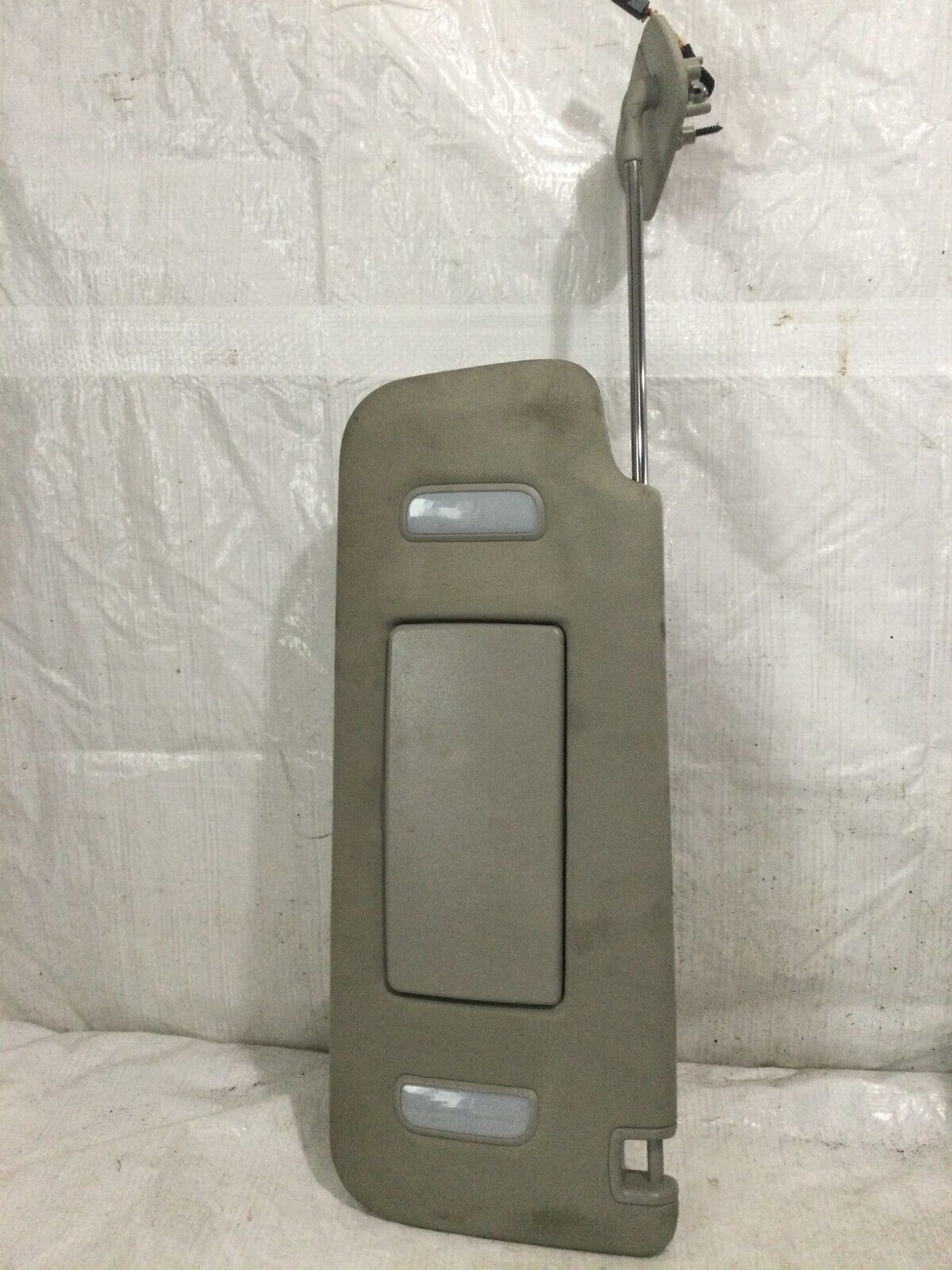 2007 Cadillac Escalade Left Driver  Sun Visor  Illuminated OEM