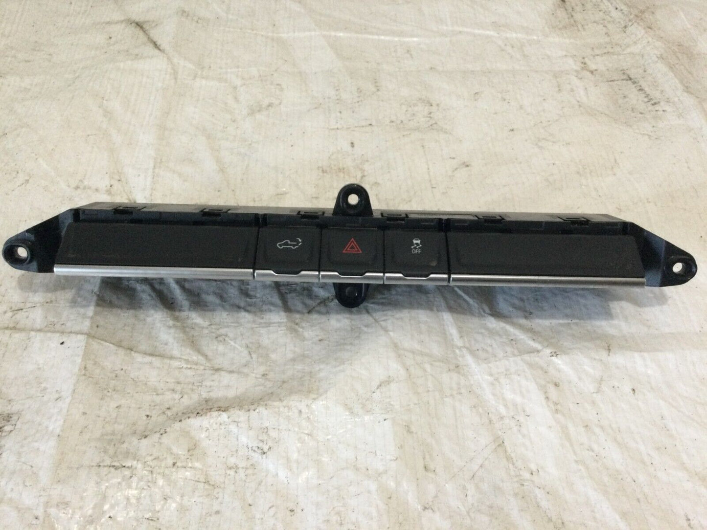 2019 Chevrolet Silverado 1500 Front Center Dashboard Switch Panel 84168736 OEM