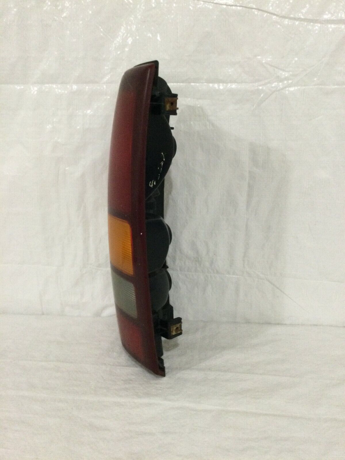 1999-2002 Chevrolet Silverado 1500 Left Driver Side Tail Light Lamp OEM 16524515