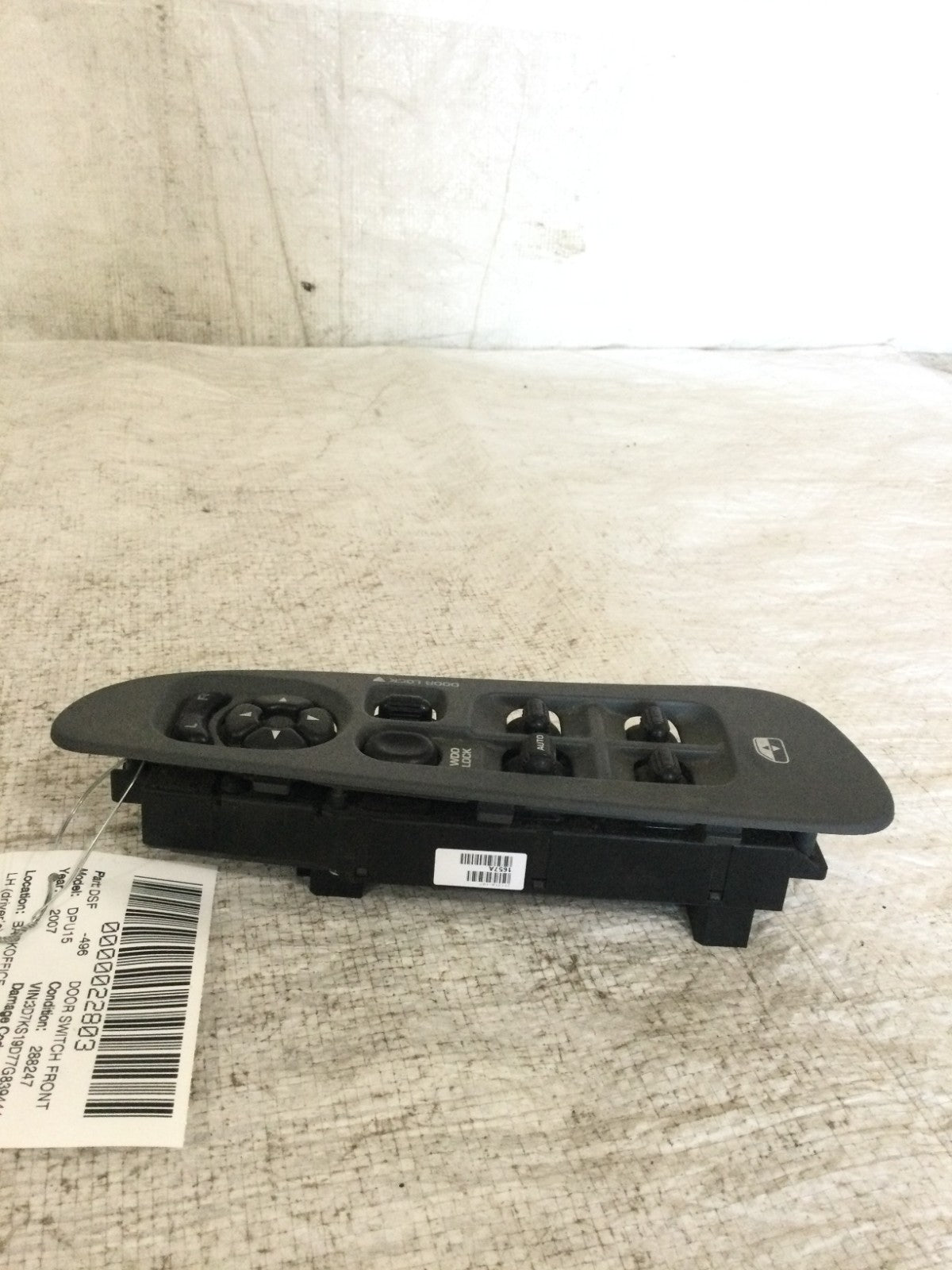 2005-2008 Dodge Ram 1500 Drivers Side Left Master Window Switch OEM 5JZ731DHAB