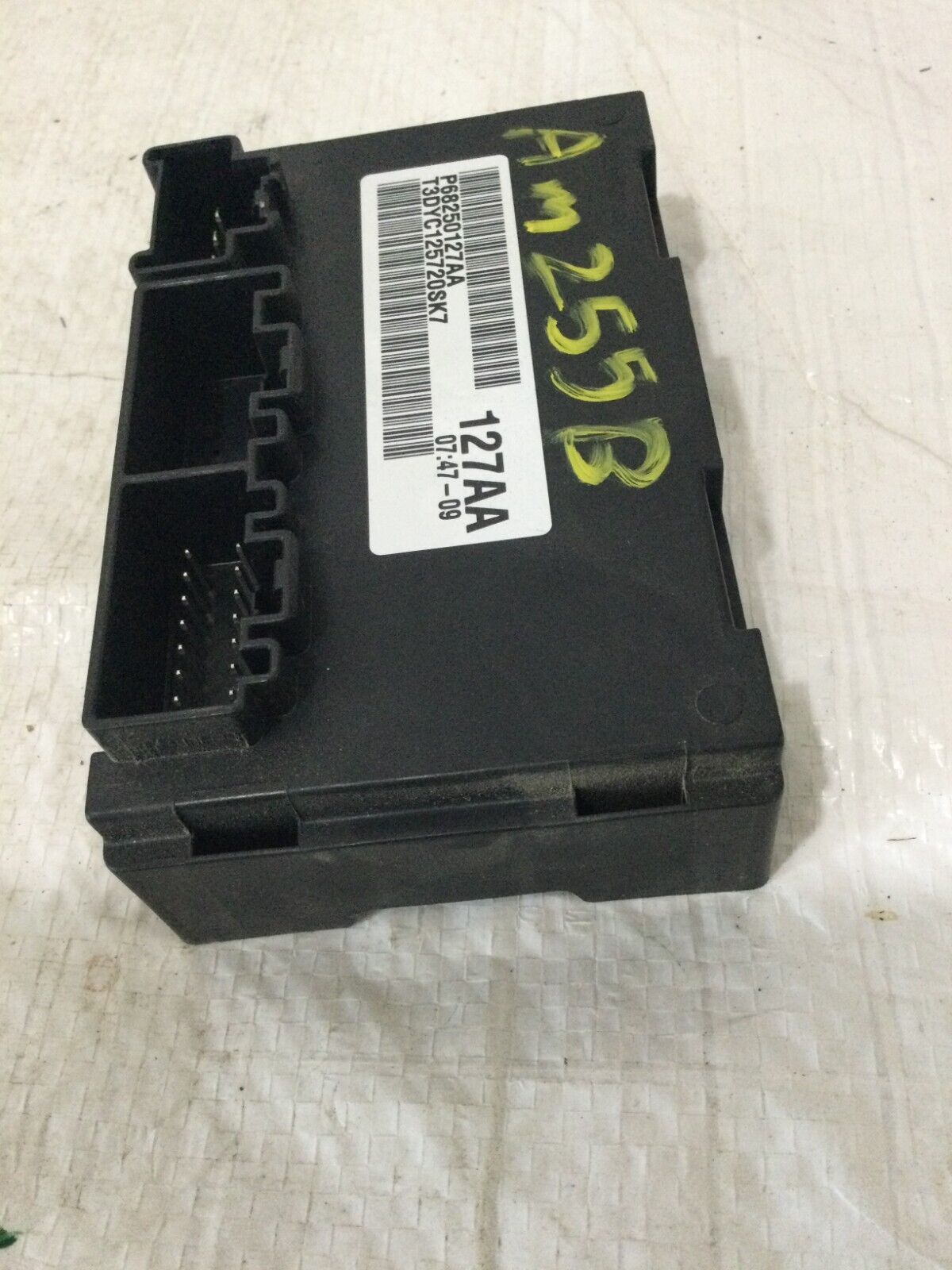 2017 Dodge Ram 1500 Transfer Case Control Module 68250127AA OEM