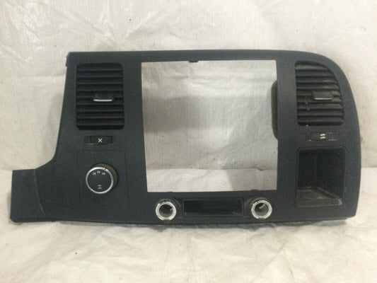 2008 GMC Sierra 1500 Center Dash Radio Bezel Climate Trim OEM 15092584