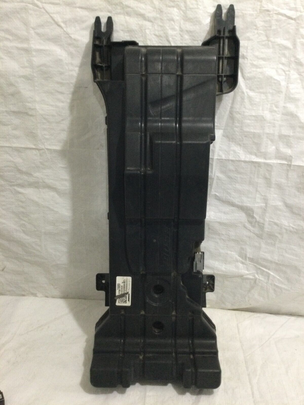 2019-2022 GMC Sierra 1500 Bose Sub Woofer Speaker OEM 84507689