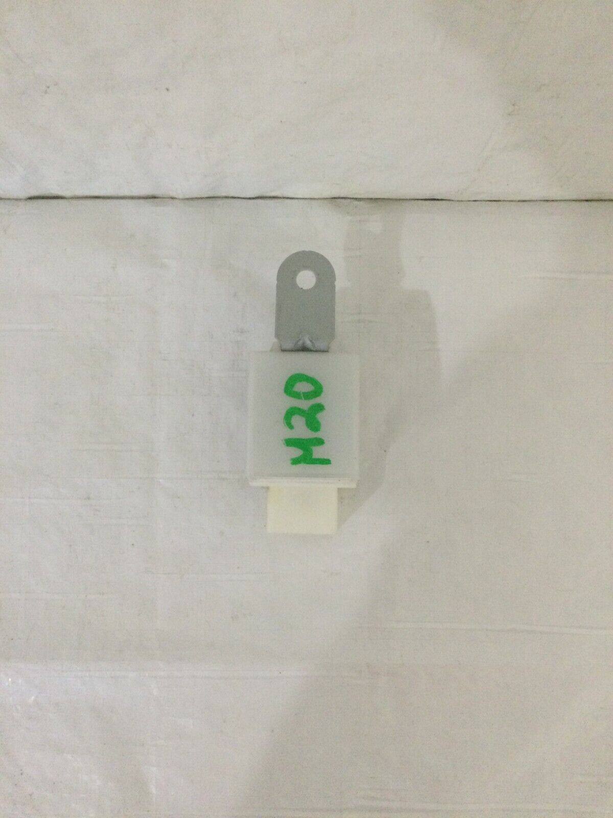 2005 Mazda 6 Hazard Warning Flasher For  MPV GJ6A66830, GJ6A 66 830 OEM