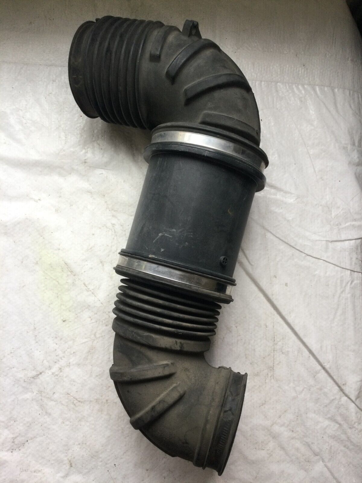 2003-2004 Dodge Ram 1500 Air Cleaner Duct Hose 53032650AA OEM