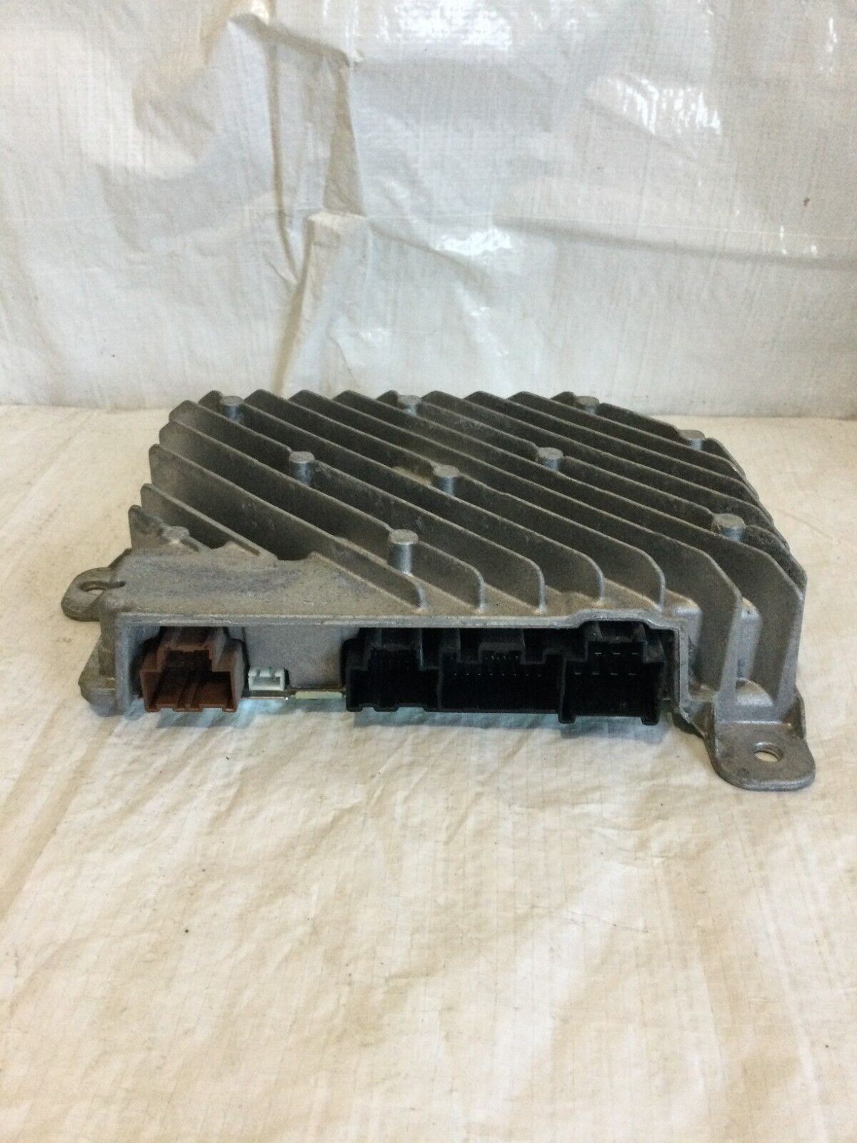 2019 GMC Sierra 1500 Audio Radio Amp Amplifier OEM 84499331