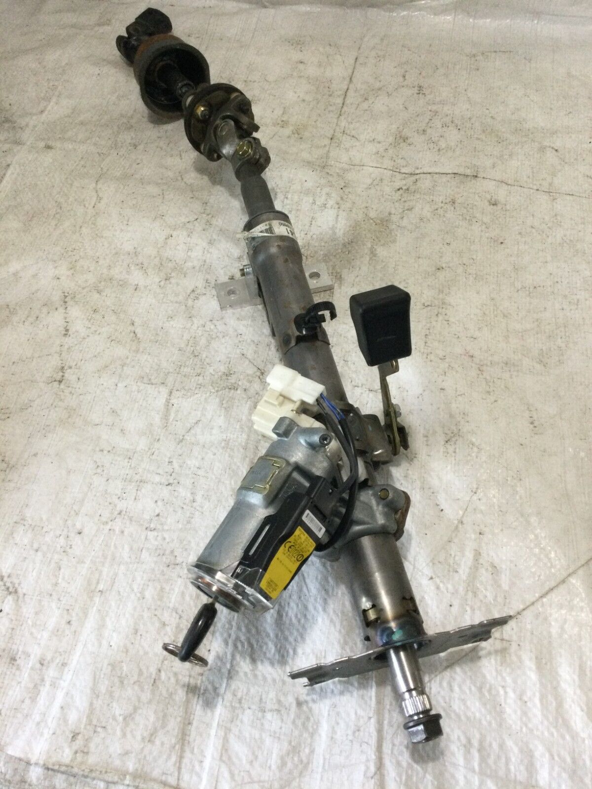 2001-2003 Toyota Highlander Floor Shifter Steering Column Assembly W/ Key OEM