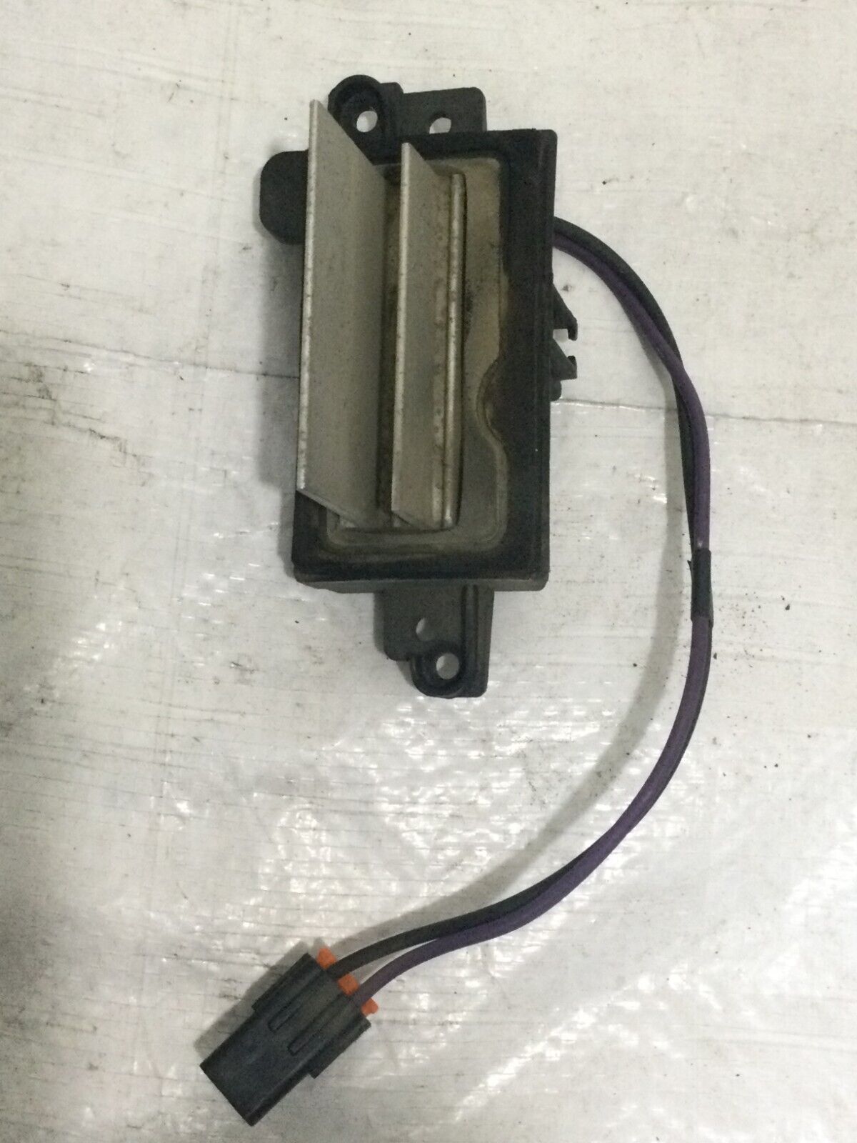 2005 Chevrolet Silverado 1500 Blower Motor Resistor 52416100 OEM