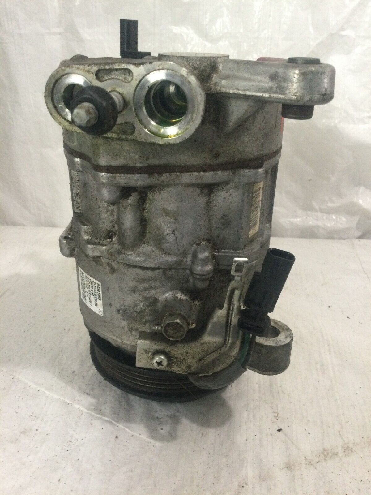 2019-2022 Chevrolet Silverado 1500 A/C Compressor  84381868 OEM 5.3L