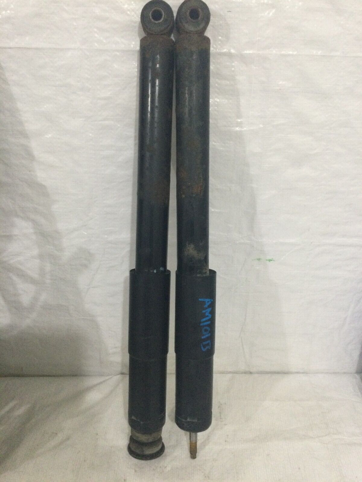 2006 Dodge Ram 3500 Rear Shock Absorber Pair OEM