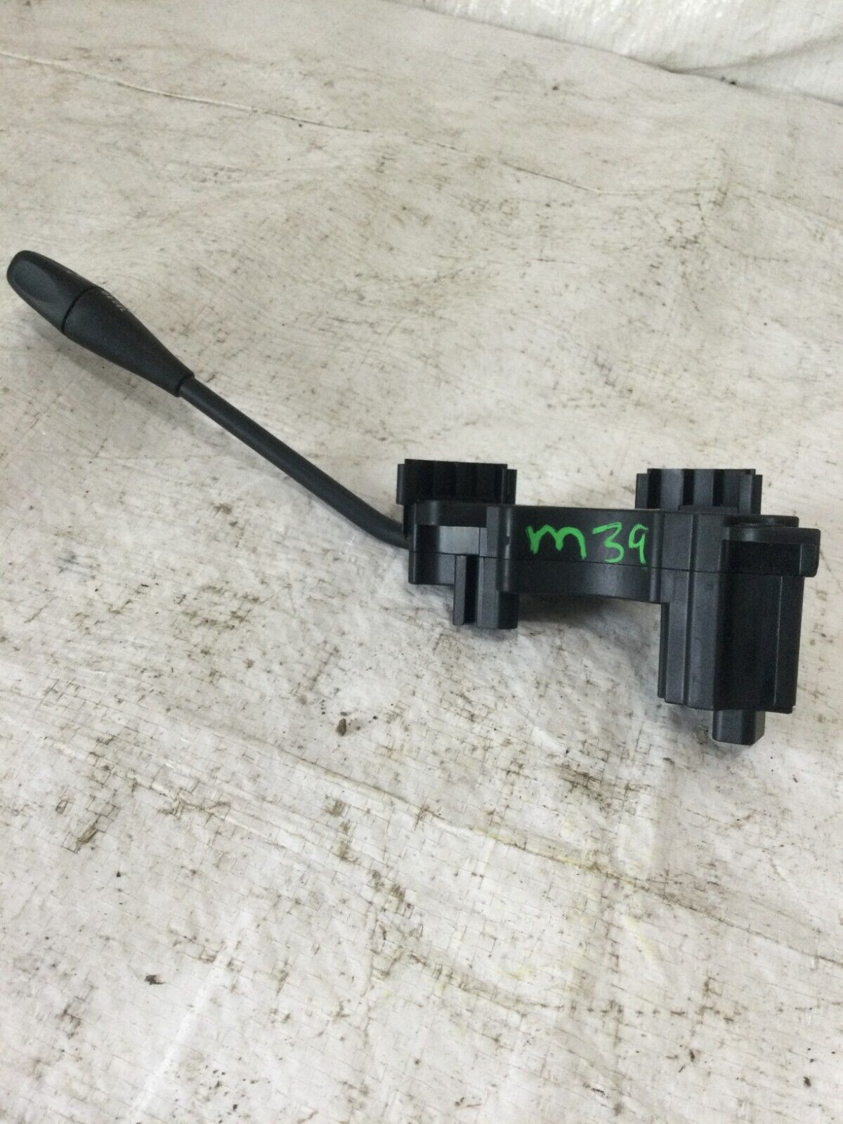 2004  Mercedes-Benz S-Class Cruise Control Lever  A0085452324 OEM