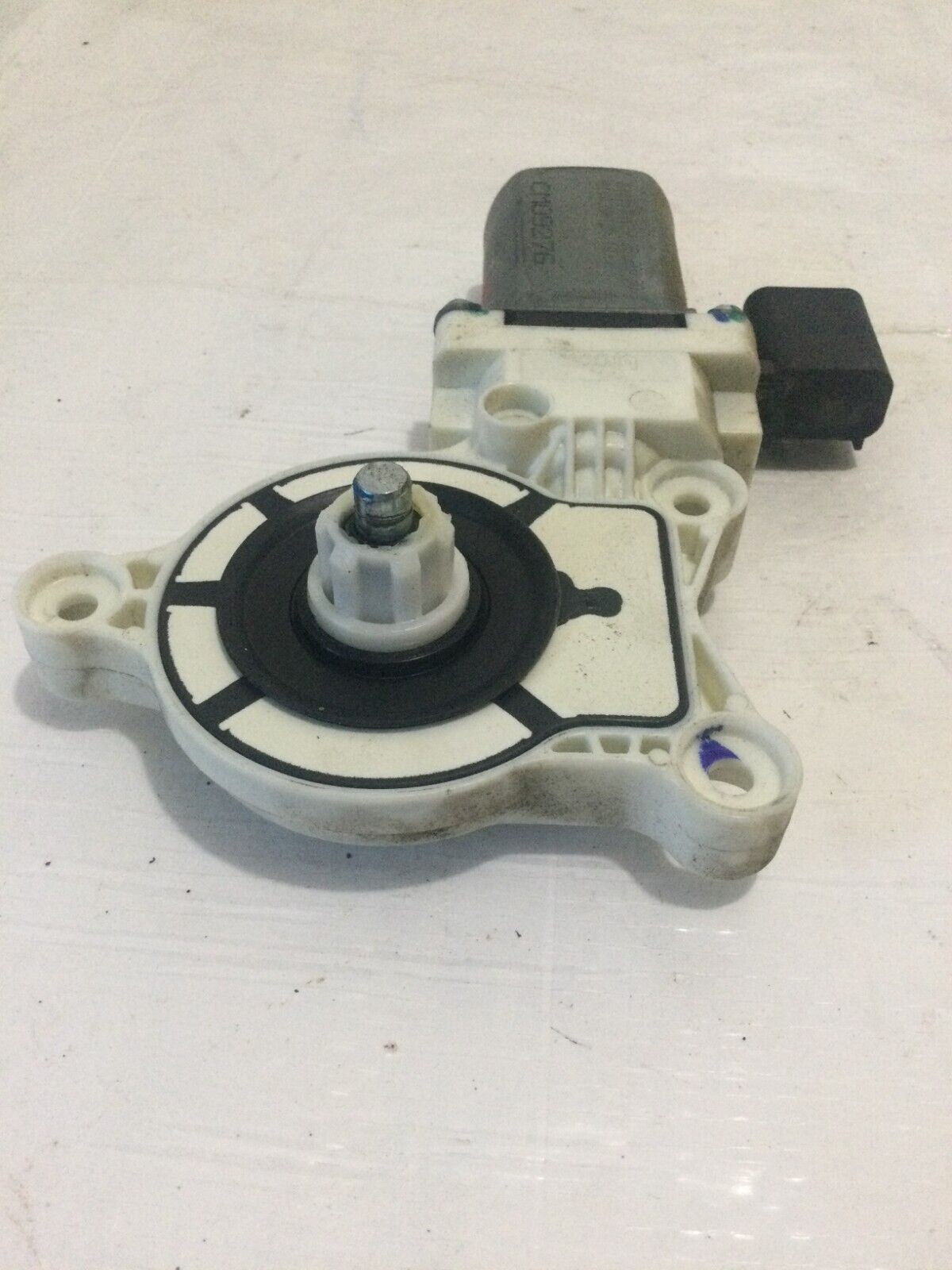 2017 Ram 3500 Front Left Power Window Motor OEM