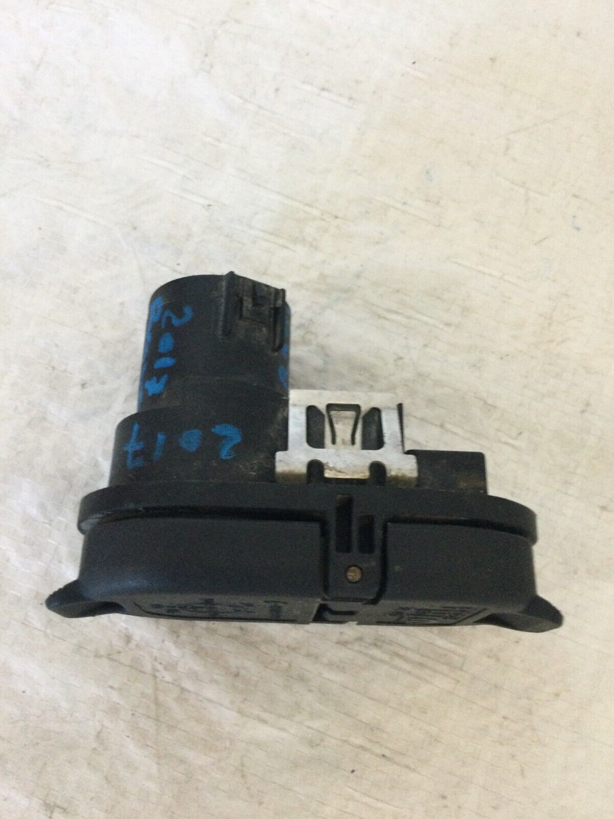 2018 Ram 1500  Rear Trailer Wiring Connector plug OEM 