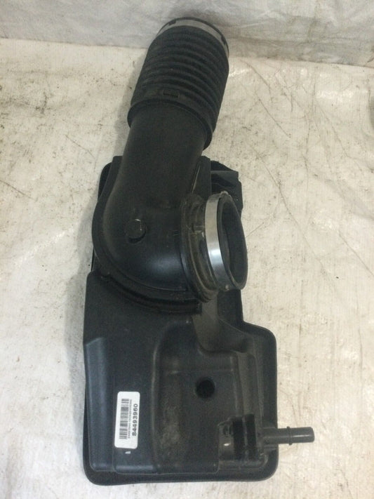 Air Cleaner Outlet Duct OEM 2019 Silverado Sierra 1500 5.3L 84493960 ( DAMAGED )