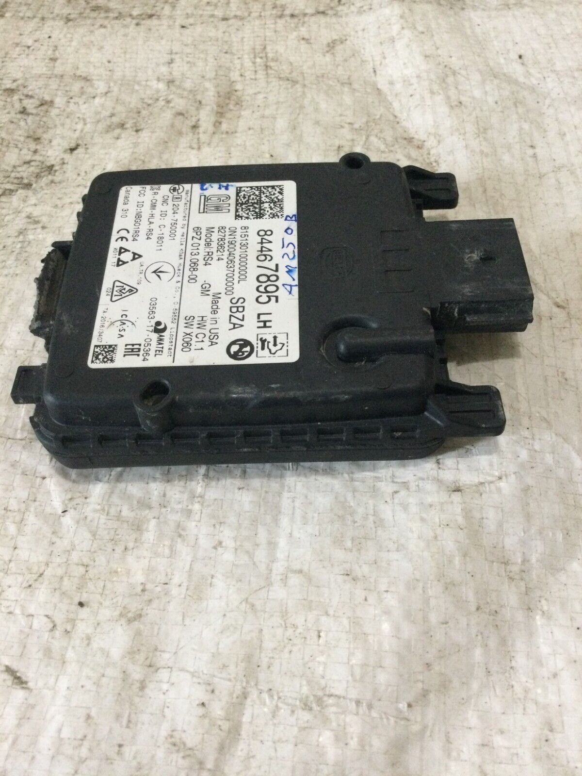 2019- 2020 Chevy Blazer Rear Left Blind Spot Module Sensor 84467895 OEM