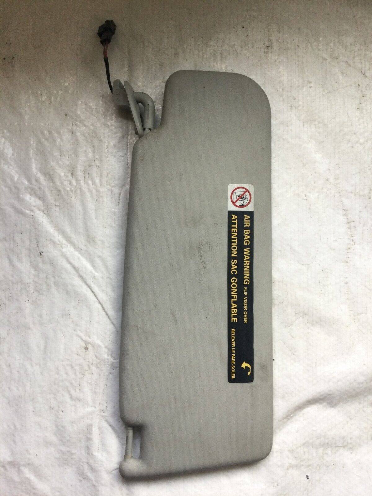 2006-2009 Volkswagen Jetta Front Left Sun visor Sunvisor OEM