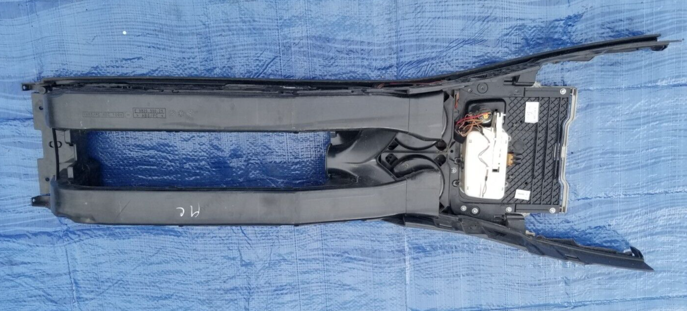 2004 BMW 745Li Center Console Base W/ Cup Holder 8223326 OEM