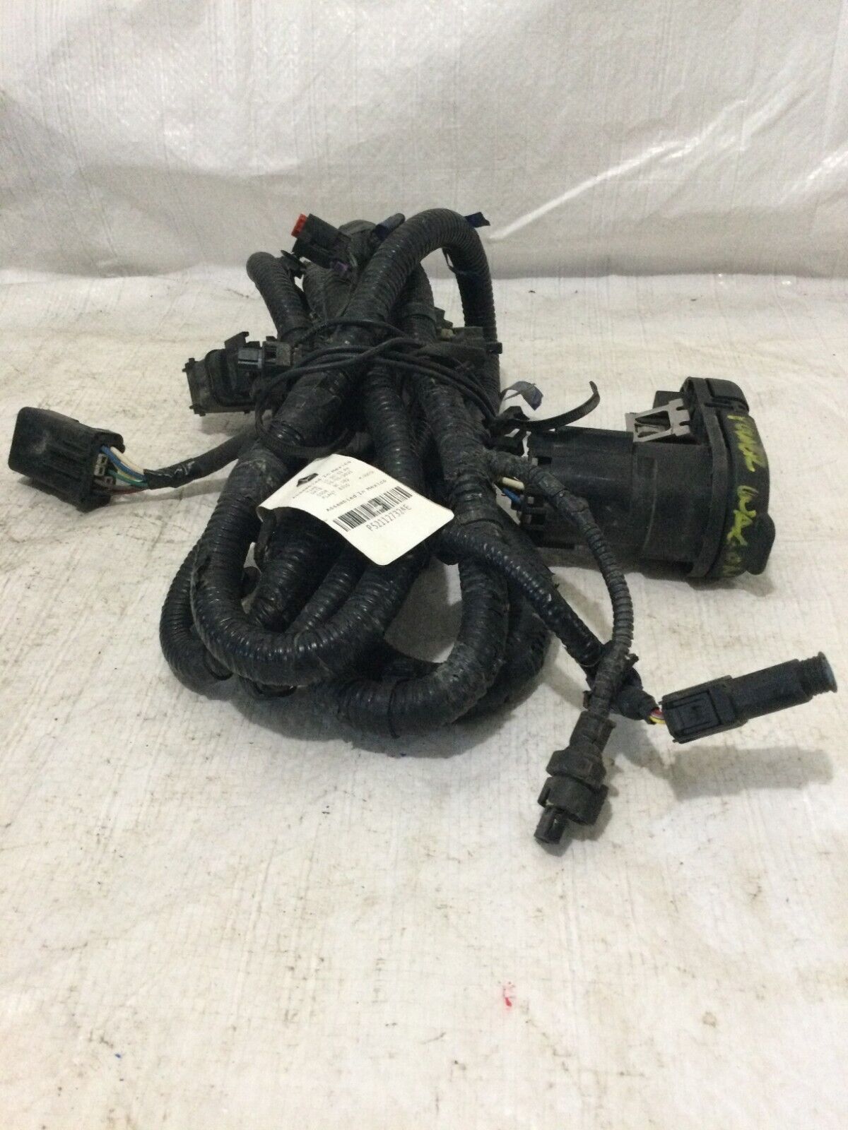 2021 Dodge Ram 2500 Rear Bumper  Wiring harness 52112732AE OEM