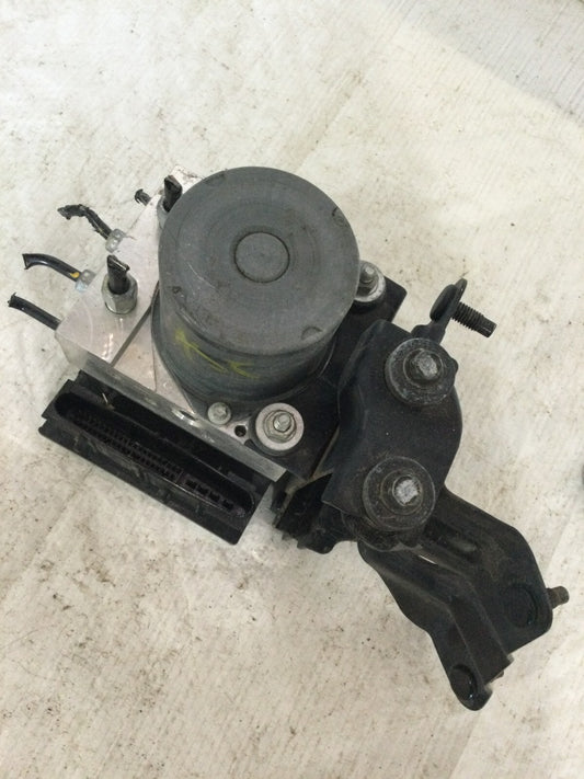 2008 Infiniti G37 Anti-Lock Brake  Pump ABS Unit OEM